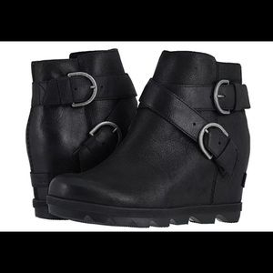 Sorel Joan of arctic wedge with buckle